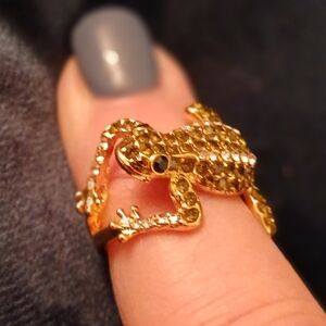 Gold Tone Frog Ring With Tiny Rinstones